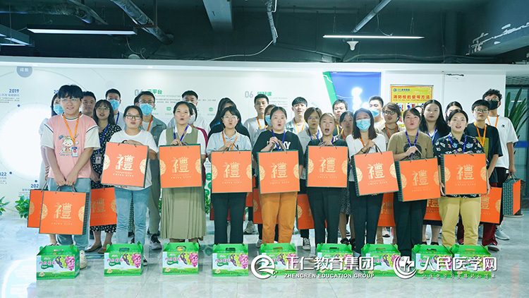 正仁教育集团丨月圆礼相伴，佳节共团圆