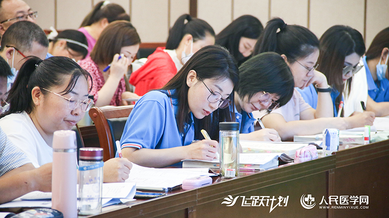 正仁教育集团丨高端班面授进行时，前路浩浩荡荡，来路无可眷恋